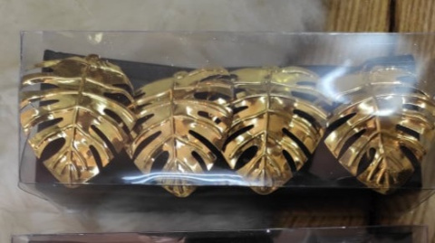 Kpl. 4 obrączki złote liście monstery śr. 4,5cm (HN0695)-20% Kpl. 4 obrączki złote liście monstery śr. 4,5cm (HN0695)-20%