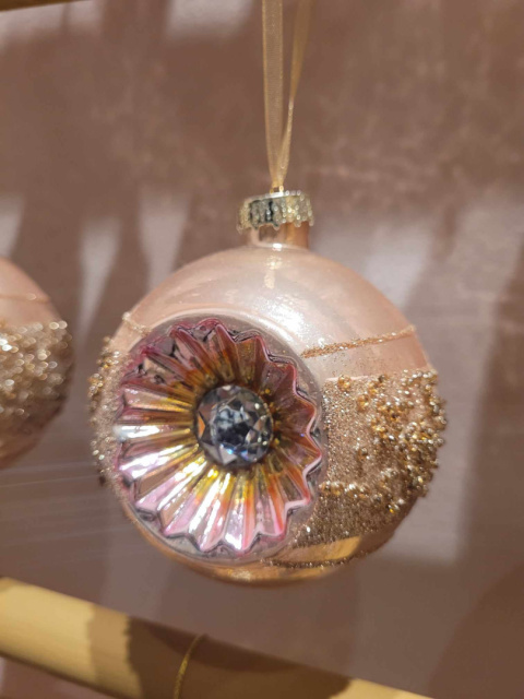 Kpl. 3 bombek szklanych 8cm z reflektorem i kamieniami 4kolory(062745) Kpl. 3 bombek szklanych 8cm z reflektorem i kamieniami 4kolory(062745)