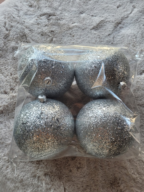 Bombki plastikowe srebrne brokatowe 120mm op-4szt (O) Bombki plastikowe srebrne brokatowe 120mm op-4szt (O)