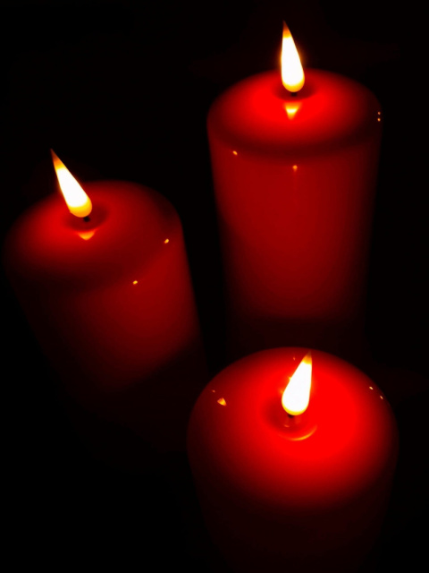 Świeca LED czerwony połysk wysoka(8/20/WAX) Świeca LED czerwony połysk wysoka(8/20/WAX)