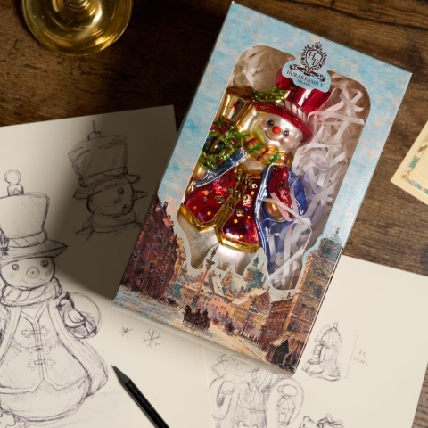 Huras Bauble: Christmas Tree by the Fireplace (S996) Huras Bauble: Christmas Tree by the Fireplace (S996)