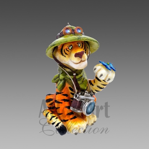 Atlas Art Bauble: Tiger Tourist (00625AA)