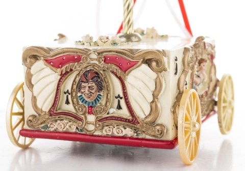 Carousel horse 20cm music box, polyresin (146570) Carousel horse 20cm music box, polyresin (146570)